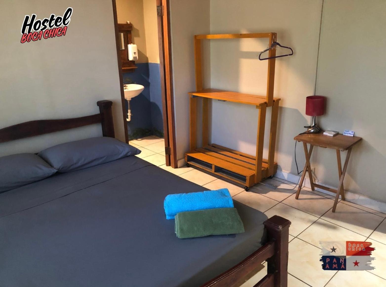 Hostel ボカ・チカ エクステリア 写真