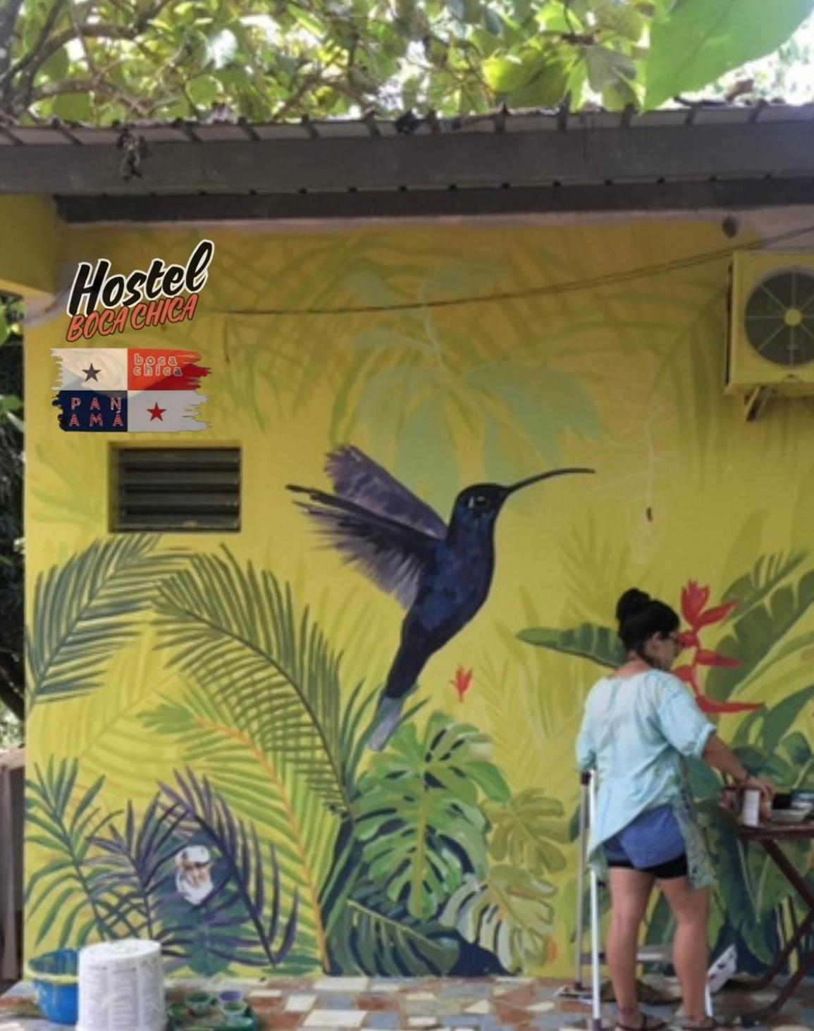 Hostel ボカ・チカ エクステリア 写真
